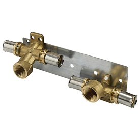 RM156K Набор из двух проходных установочных фитингов и настенного кронштейна